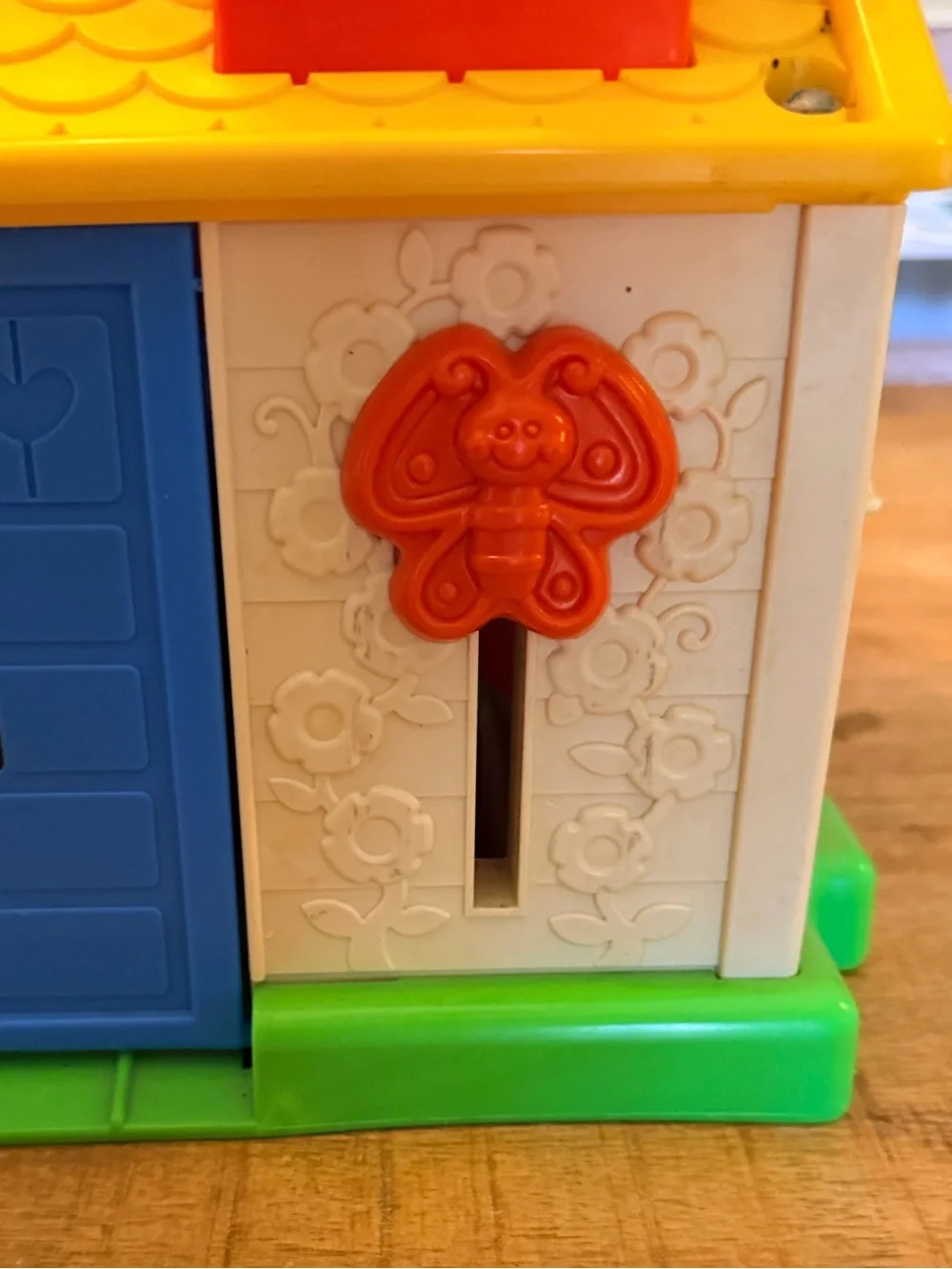 Fisher-Price Chunky Little People Vintage discovery cottage with boy and dog